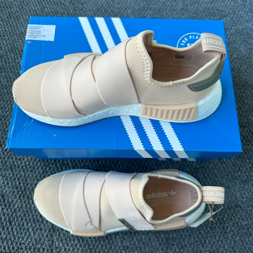 Women’s Adidas sneakers NMD_R1 W strap GW9469